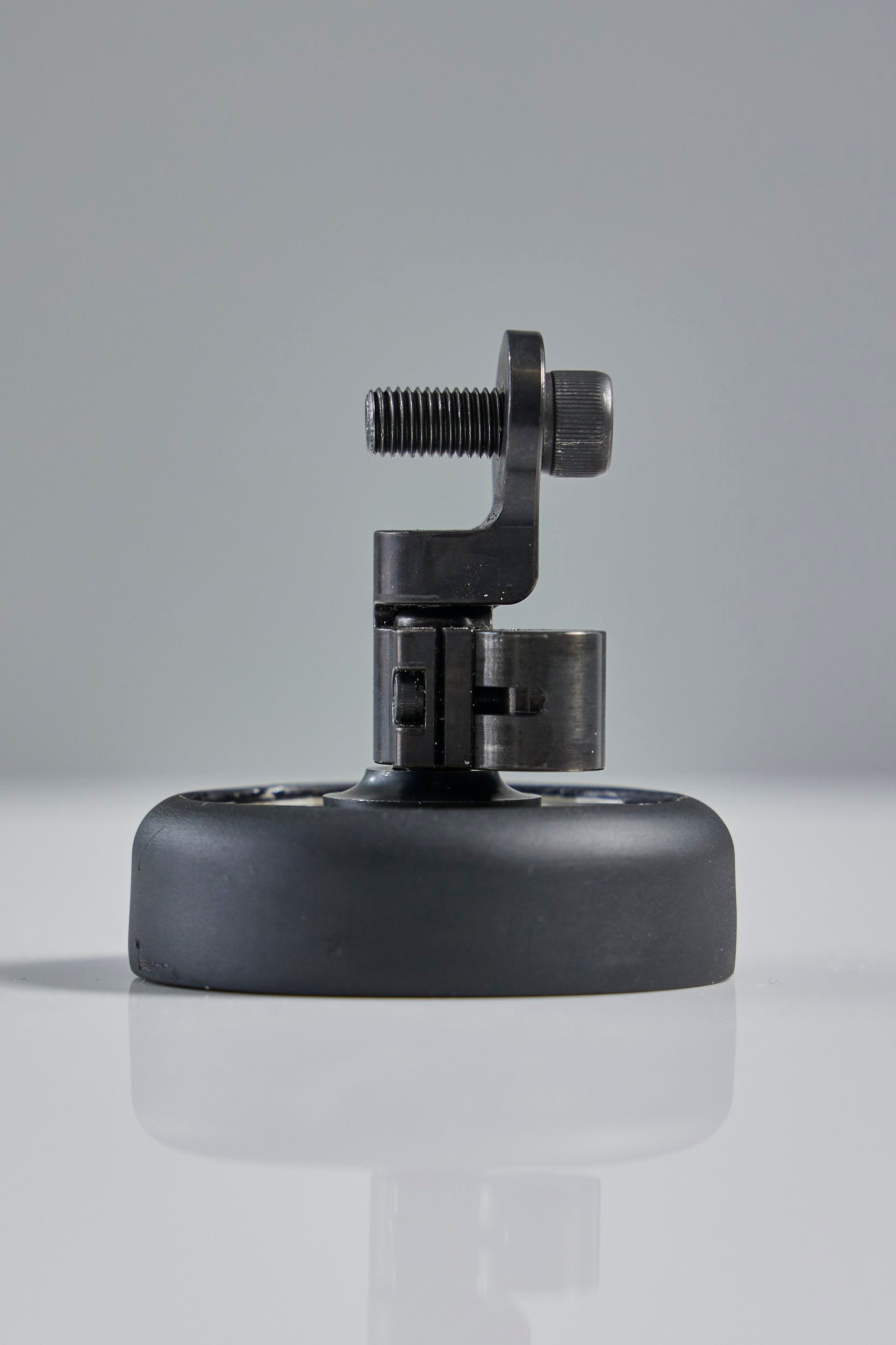 Magnet Quick Release