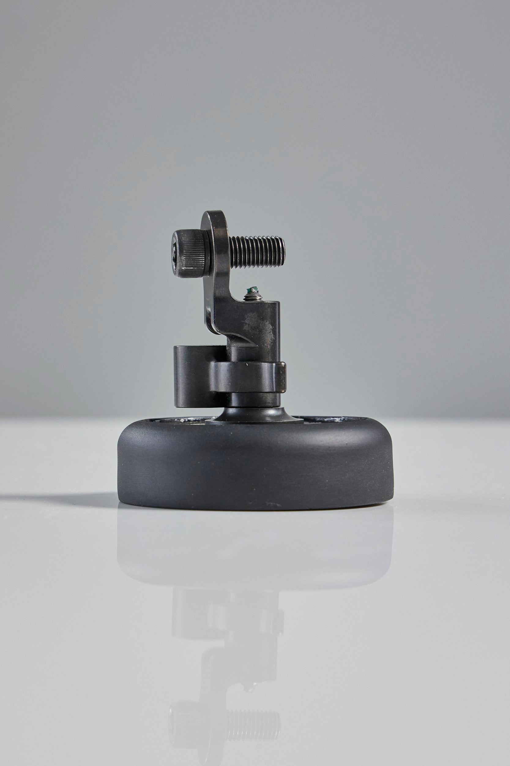 Magnet Quick Release